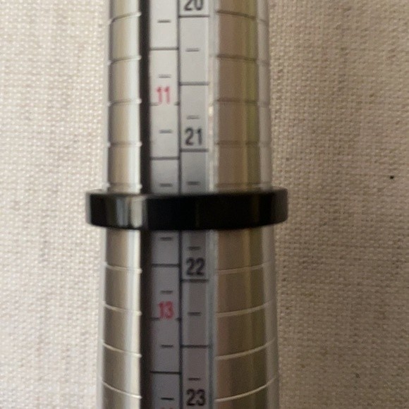 Ring size 12 - Picture 2 of 3